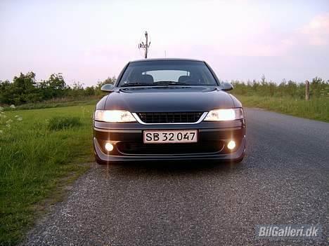 Opel Vectra GL Plus (SOLGT) billede 2