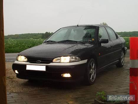 Ford mondeo *SOLGT* billede 1