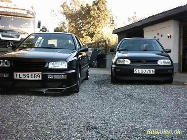 VW Vento ( SOLGT ) - Min gamle vento og brormands gamle G3 billede 1
