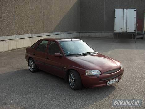 Ford Escort (SOLGT) billede 1