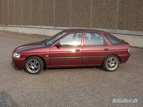 Ford Escort (SOLGT) billede 7