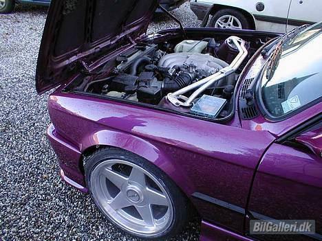 BMW 325i E30 R.I.P billede 12