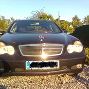 Mercedes Benz c180