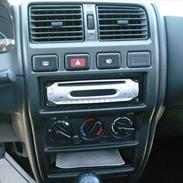 Nissan Almera gx 1,6