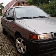 Mazda 323 LX Sedan