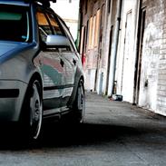 VW Golf 4