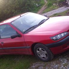 Peugeot 306 *Total skadet ! * :(