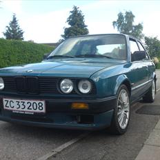 BMW e30 320 (eta) solgt
