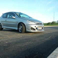 Peugeot 206 GTI solgt!