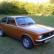 Opel kadett c coupe berlinetta