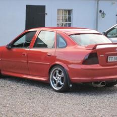 Opel Vectra B 2.0 16V