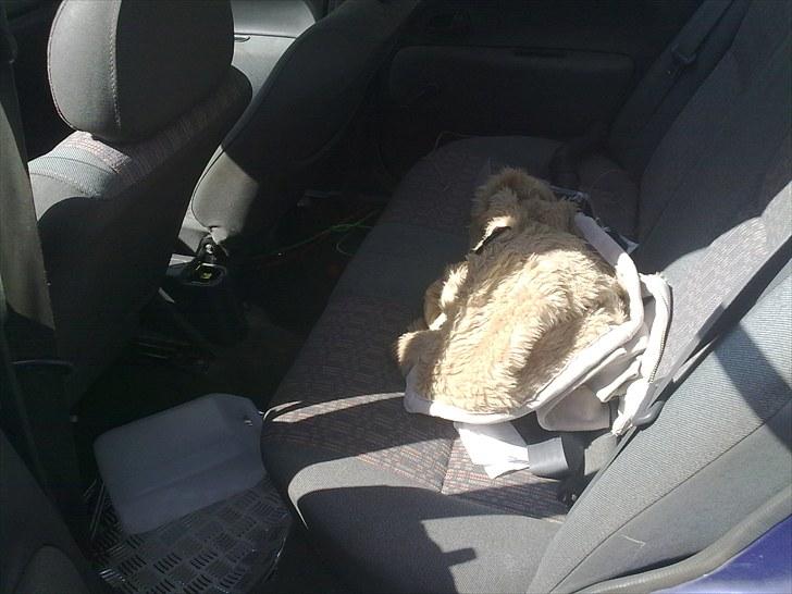 Mazda 121 1,3 billede 4