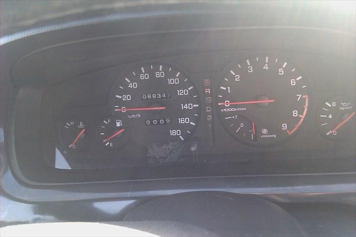 Nissan Skyline R33 GTS-T *Solgt* billede 9