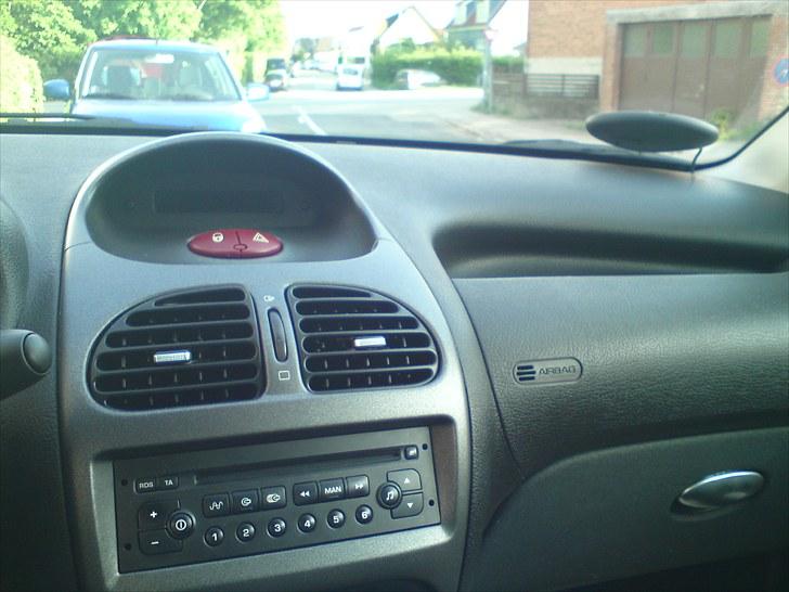 Peugeot 206 billede 9