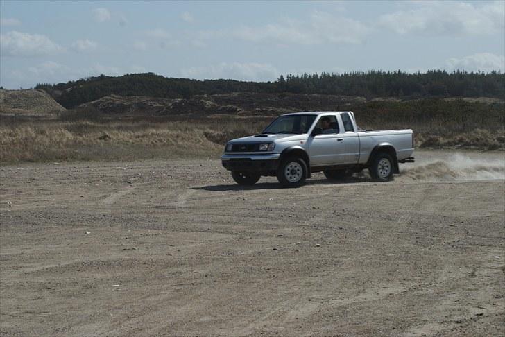 Nissan king cab 2,5 TD 4x4 billede 3