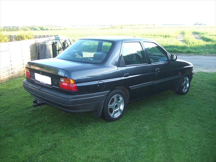 Ford Orion CLX 1.8 16v billede 4