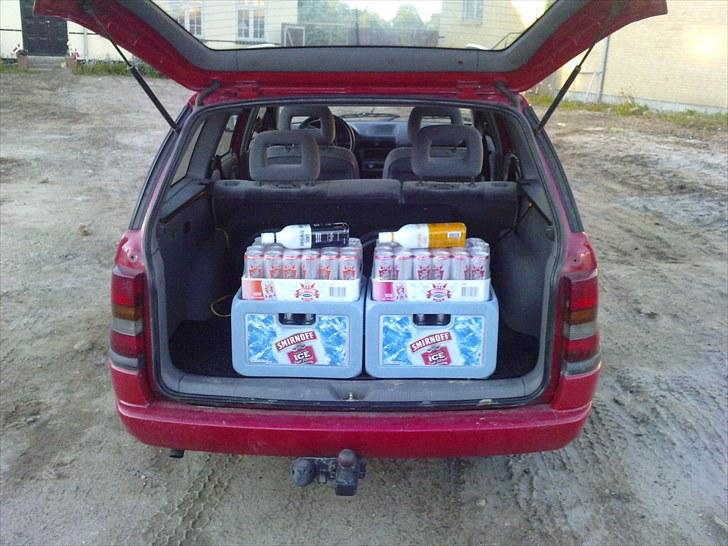 Opel Astra F Comfort  - Til kæresten og jeg , til DHB 2010 :D billede 18