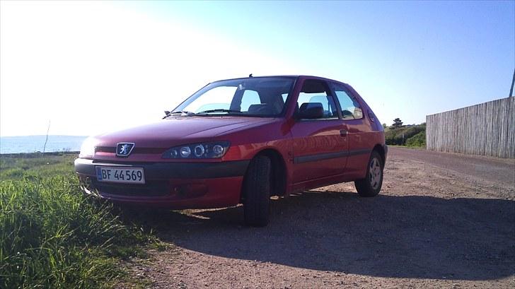 Peugeot 306 *Total skadet ! * :( billede 2