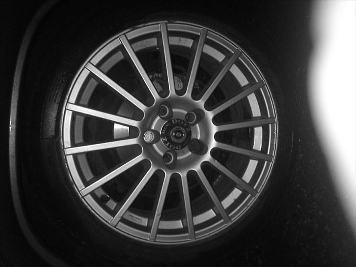 Mercedes Benz w201 190E(SOLGT) - Mine nye fælge.. ;) billede 5