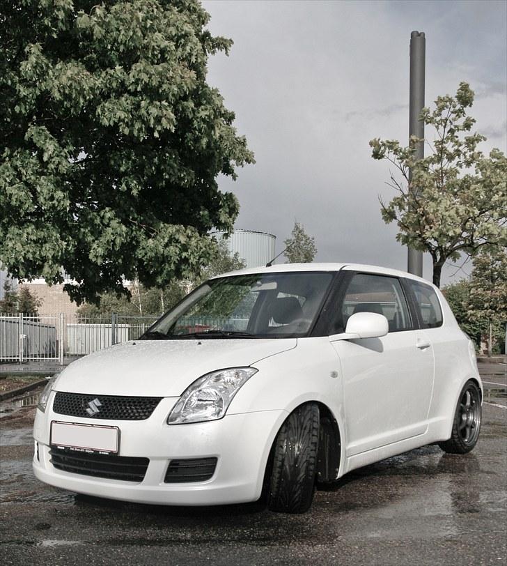 Suzuki Swift 1.3 GLS  billede 8