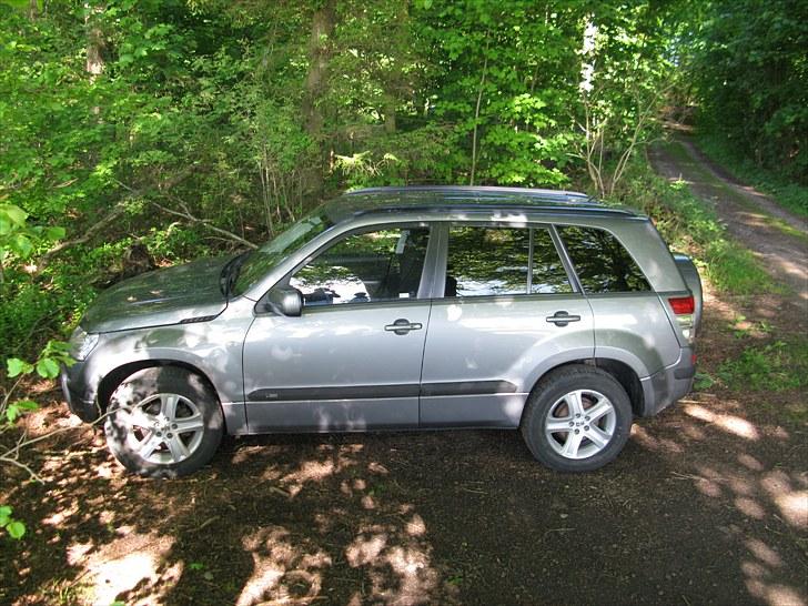 Suzuki Grand Vitara 2.0 GLX _-SOLGT-_ billede 7