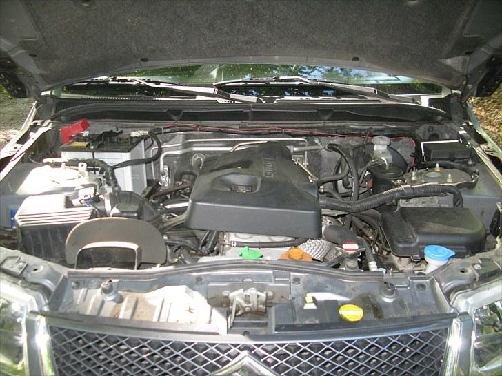 Suzuki Grand Vitara 2.0 GLX _-SOLGT-_ billede 9