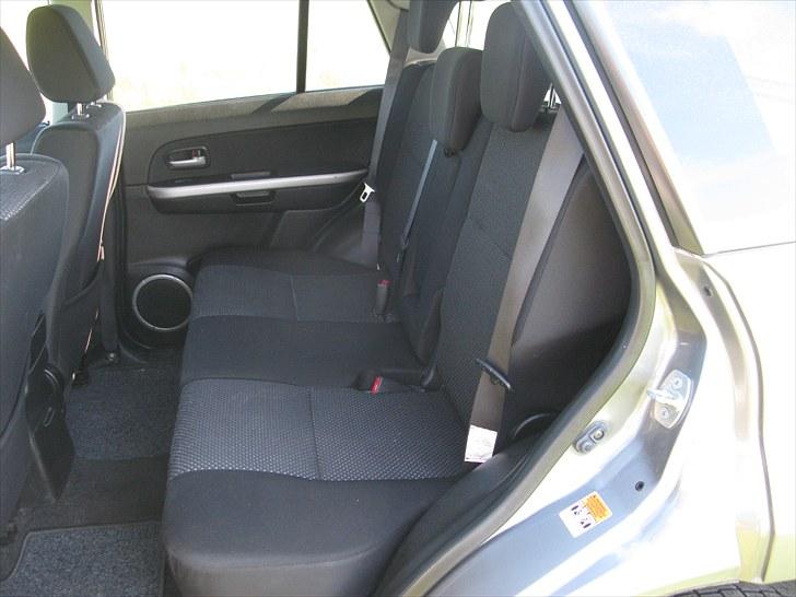 Suzuki Grand Vitara 2.0 GLX _-SOLGT-_ billede 11