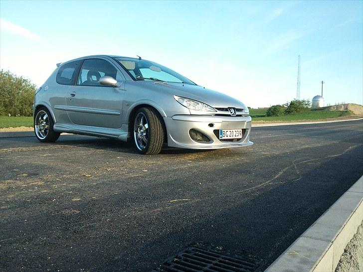 Peugeot 206 GTI solgt! billede 3
