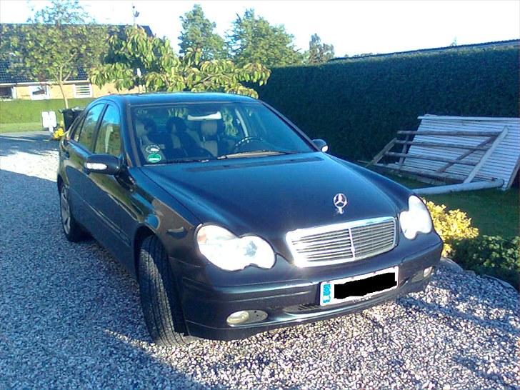 Mercedes Benz c180 billede 2