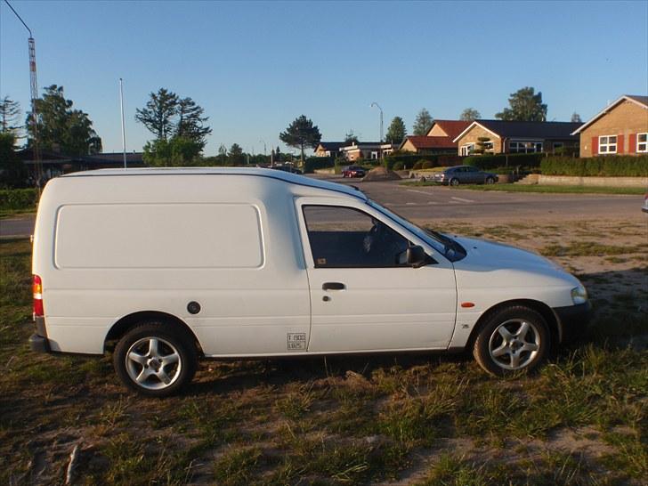 Ford escort 1,8D van solgt billede 7