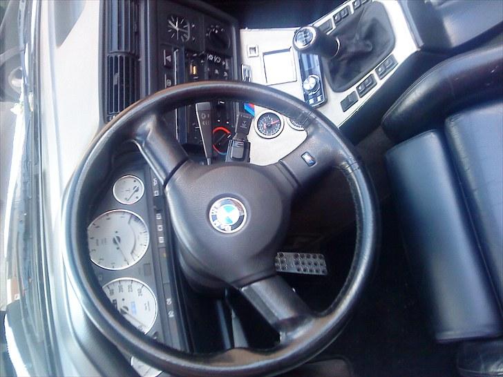 BMW 325i Cab Solgt  billede 17