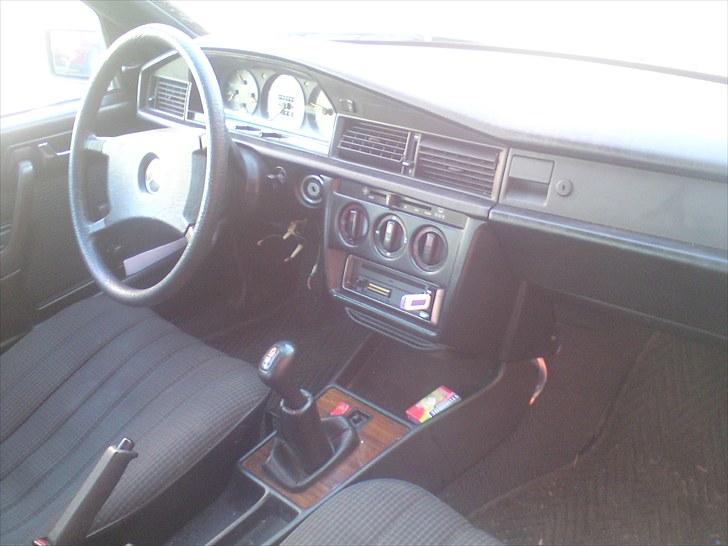 Mercedes Benz w201 190E(SOLGT) billede 9