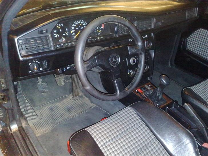 Mercedes Benz 190 2,3 16v "SOLGT" billede 11