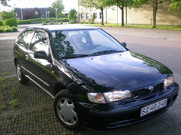 Nissan Almera gx 1,6 billede 1