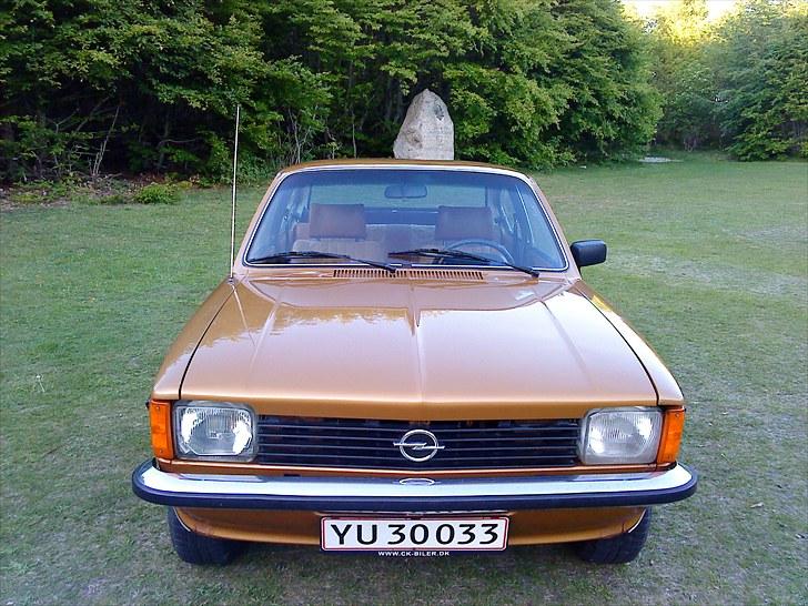 Opel kadett c coupe berlinetta billede 2