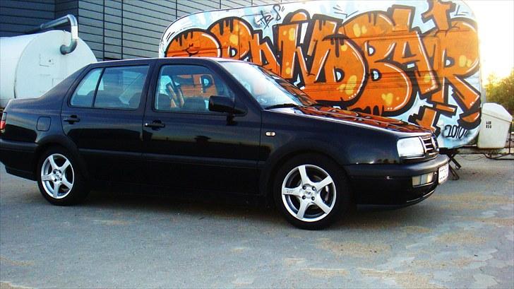 VW Vento (Solgt)  billede 2