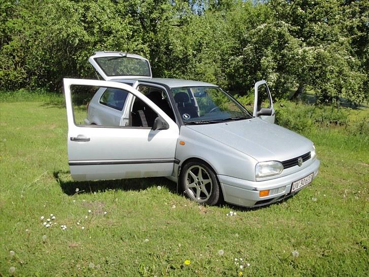 VW Golf 3 1,8 8v cl  billede 4