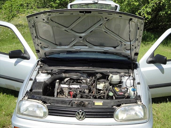 VW Golf 3 1,8 8v cl  - ja der er ikke så meget at se ...  billede 12