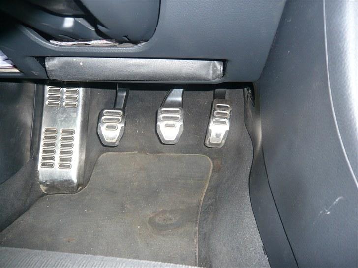 Audi A4 Avant 2.0 TDI solgt billede 11