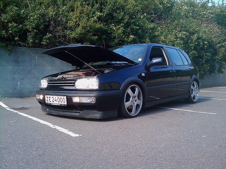 VW Golf 2.8 VR6 (SOLGT) billede 1