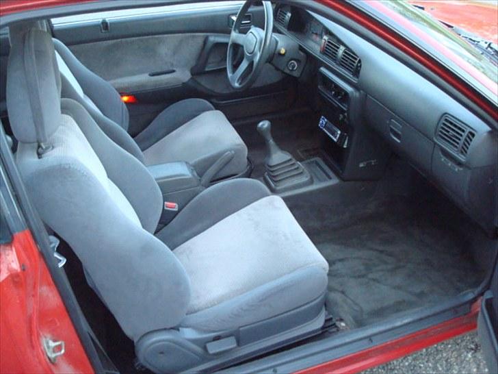 Mazda 626 2,0i 16v gt skrottet billede 18