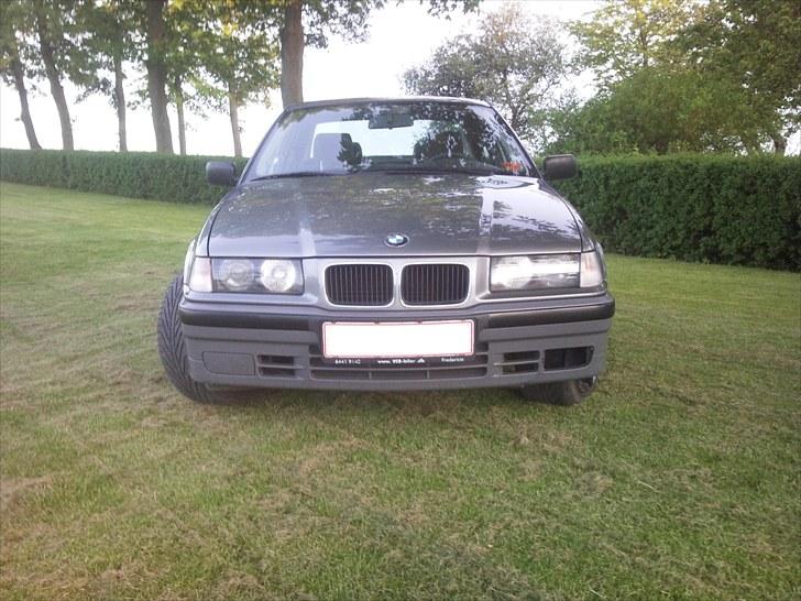 BMW 316i Solgt billede 8