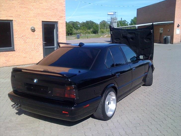 BMW E34 525i billede 3