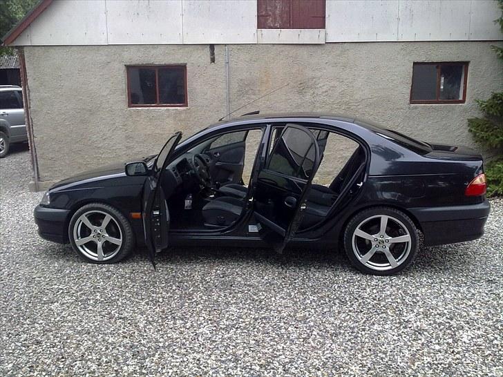 Toyota avensis billede 4