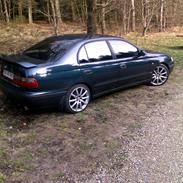 Toyota carina e 20v