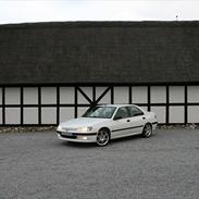 Peugeot 406