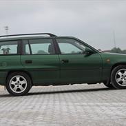 Opel Astra 1.6i 16v Caravan