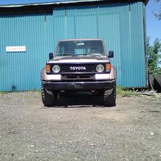 Toyota Land Cruiser TD(SOLGT)