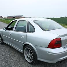 Opel Vectra B 1.8 16v