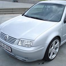 VW Golf 4 - 2,0 Highline 3d 